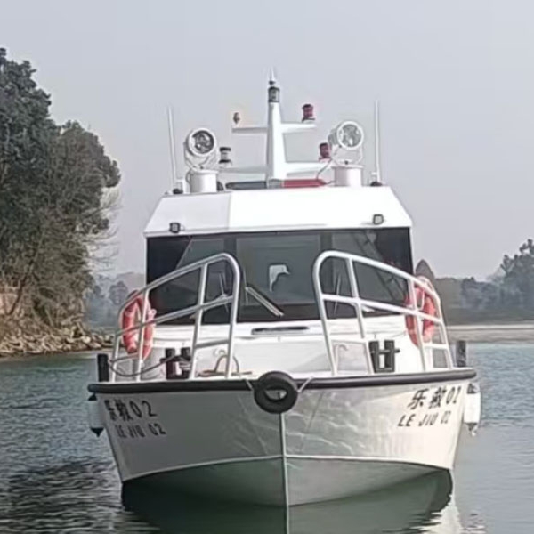 快艇